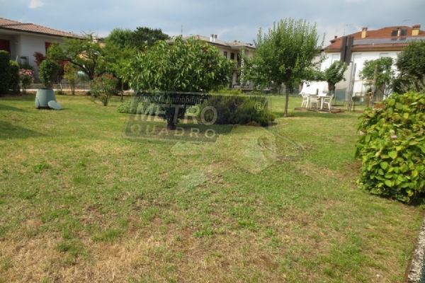 vista 1 - TERRENO EDIFICABILE THIENE (VI)